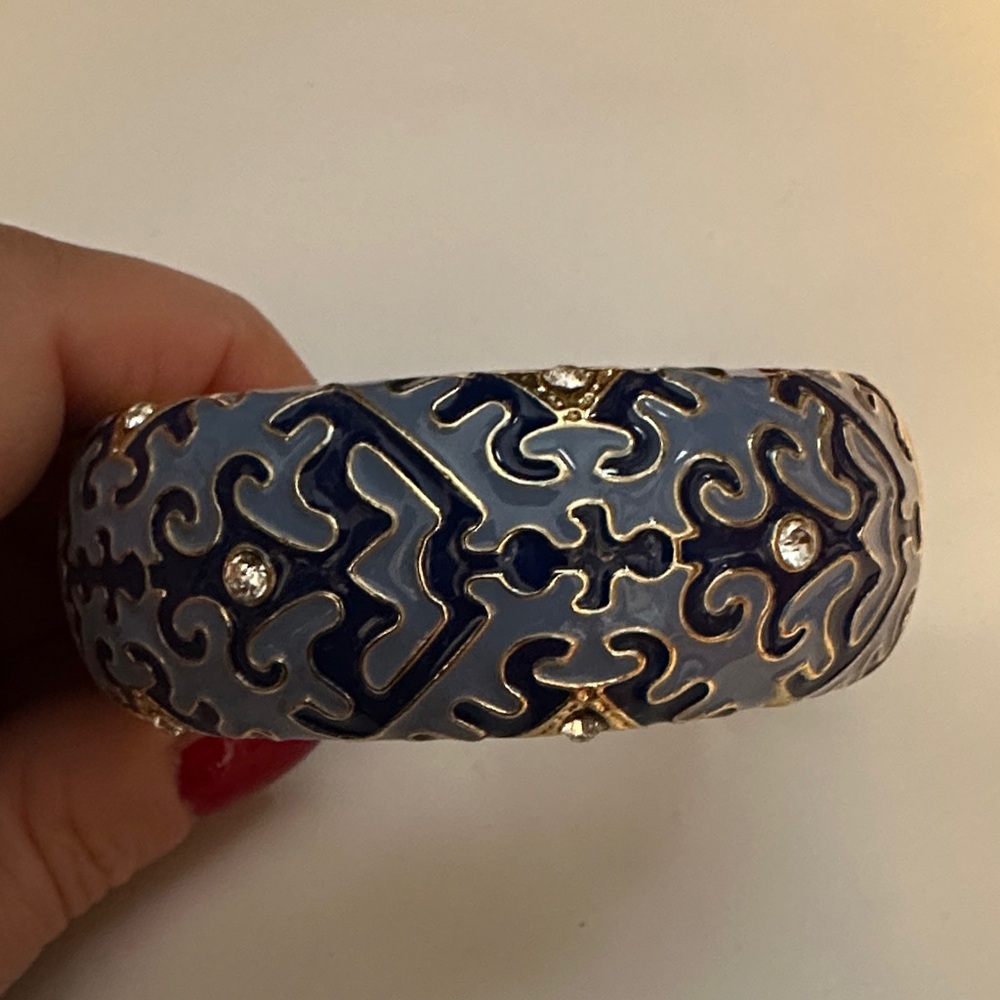 Beautiful Gold and Blue Patterned Bracelet with Small Crystals